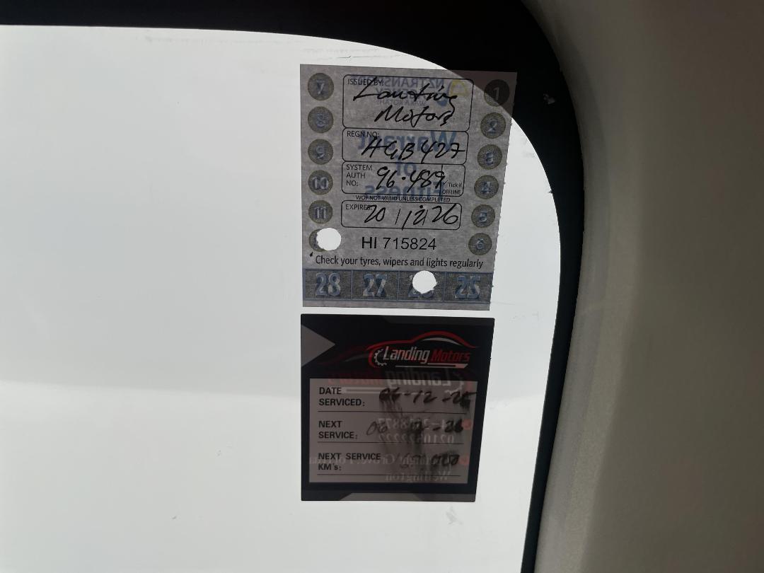 Photo '35' of Mitsubishi Outlander Photo '35' of Mitsubishi Outlander