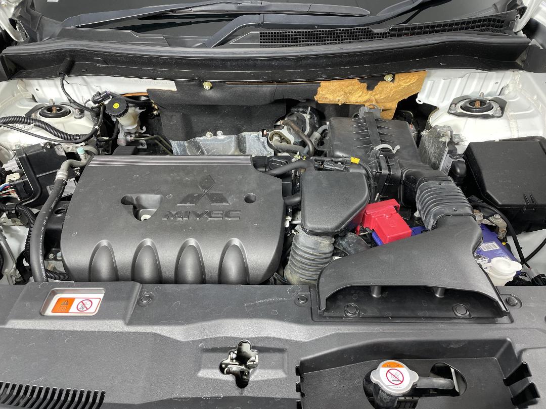 Photo '13' of Mitsubishi Outlander Photo '13' of Mitsubishi Outlander