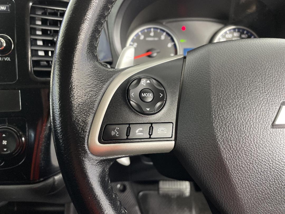 Photo '29' of Mitsubishi Outlander Photo '29' of Mitsubishi Outlander