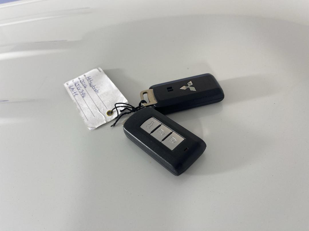 Photo '22' of Mitsubishi Outlander Photo '22' of Mitsubishi Outlander