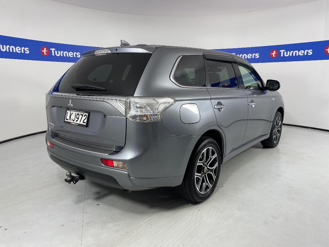 Photo '7' of Mitsubishi Outlander Photo '7' of Mitsubishi Outlander