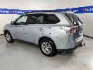 Thumbnail '5' of Mitsubishi Outlander