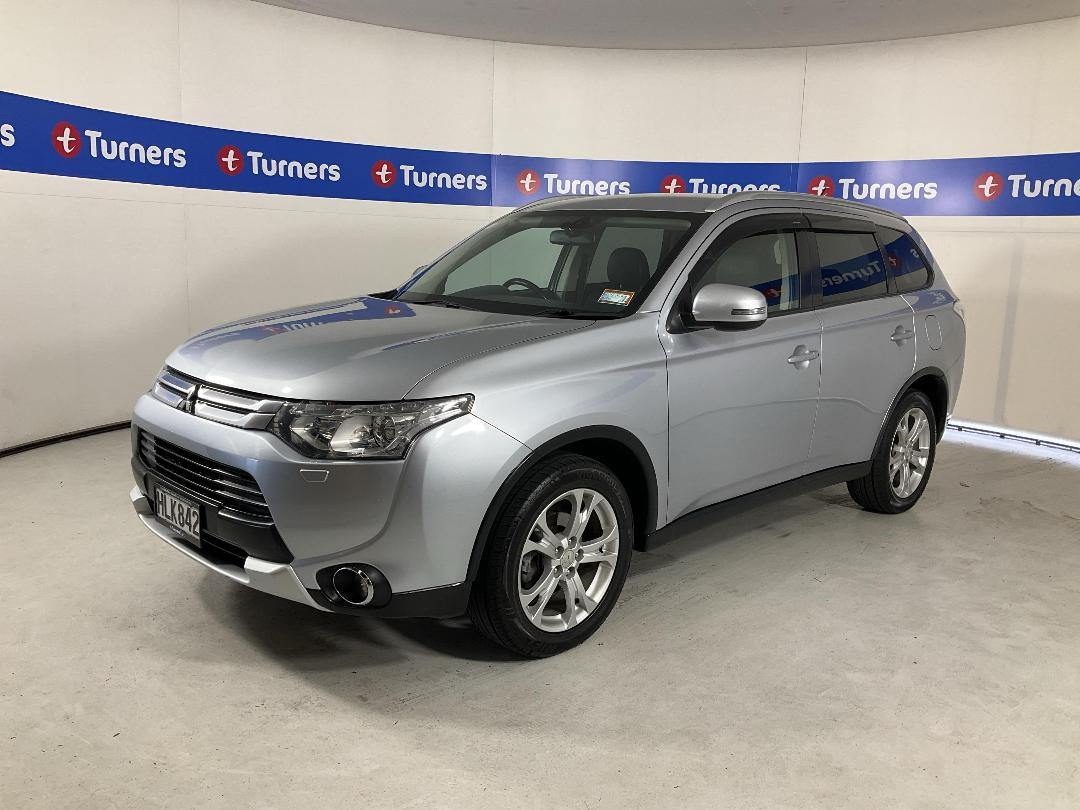 Photo '4' of Mitsubishi Outlander
