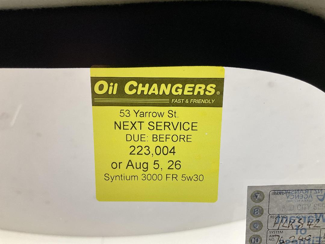 Photo '24' of Mitsubishi Outlander