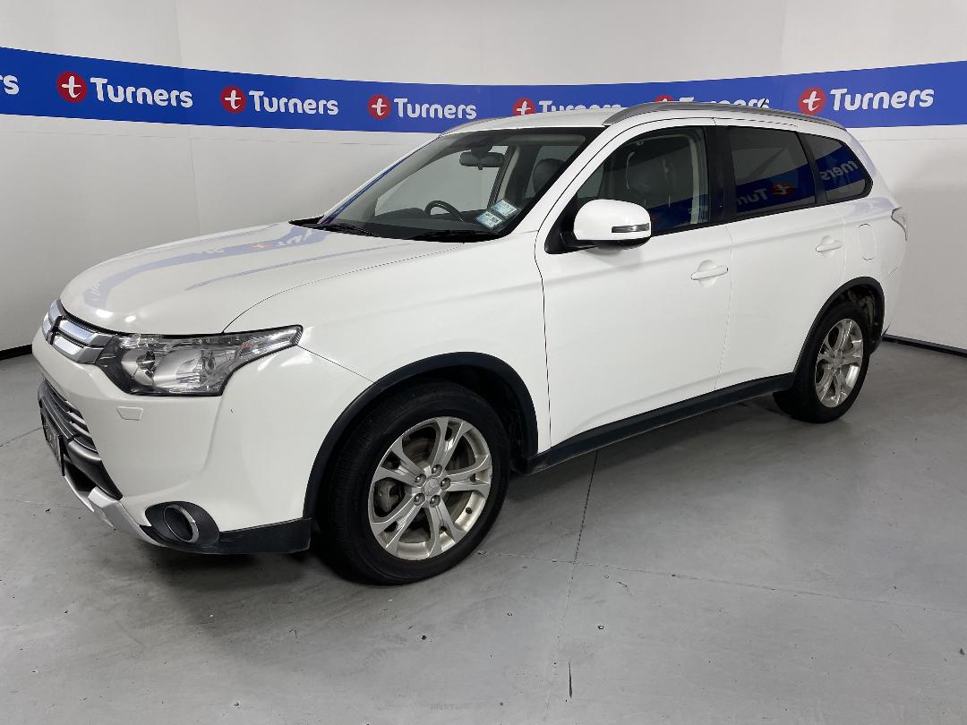 Photo '4' of Mitsubishi Outlander