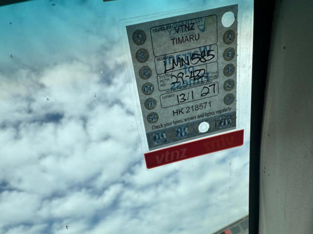 Photo '12' of Mitsubishi Outlander LS