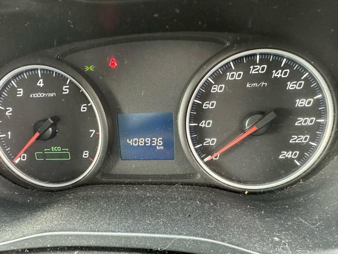 Photo '24' of Mitsubishi Outlander LS