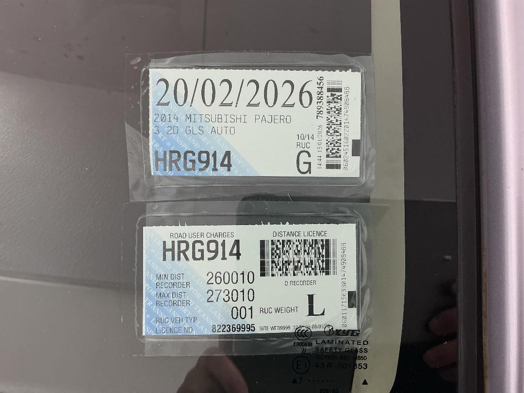 Photo '28' of Mitsubishi Pajero