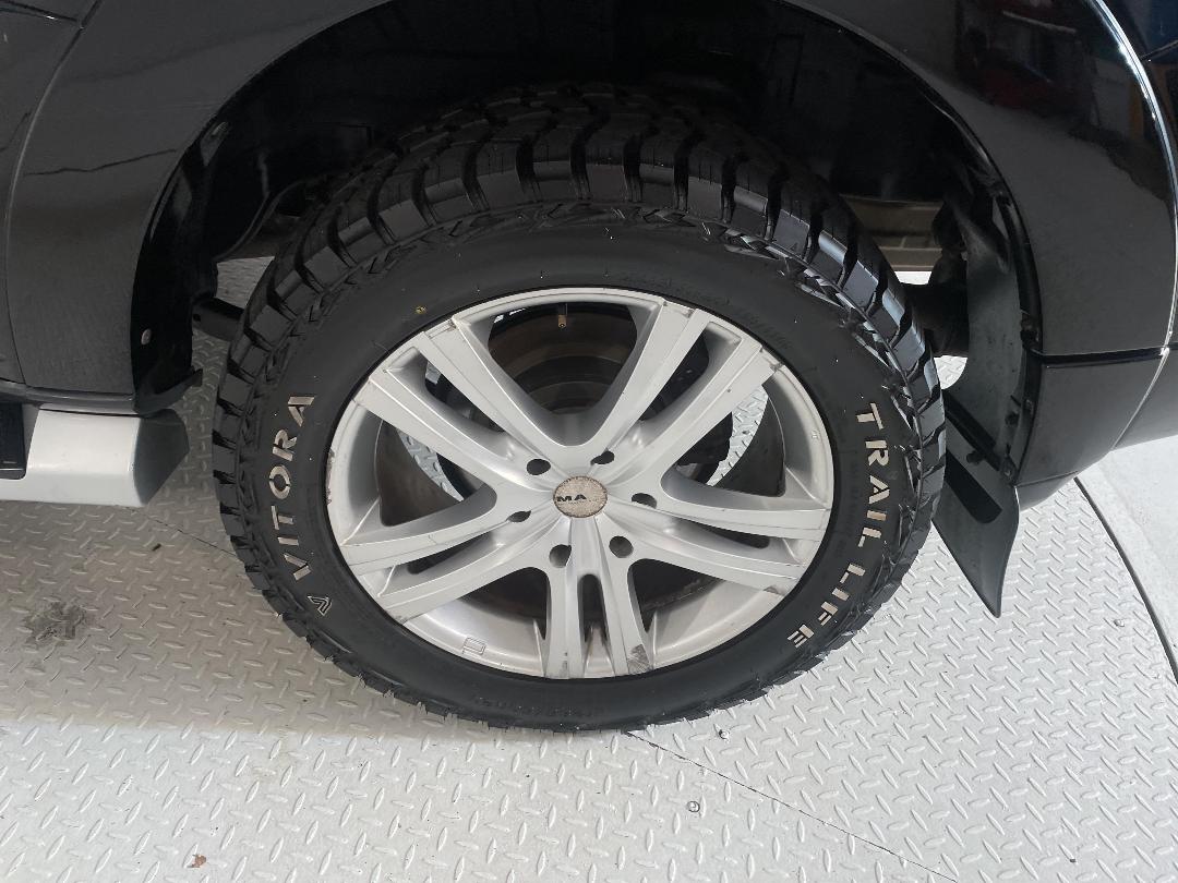 Photo '11' of Mitsubishi Pajero