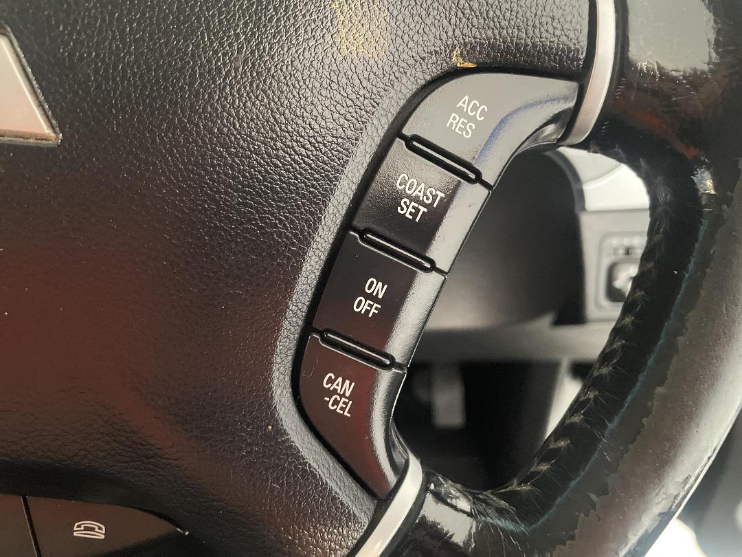 Photo '25' of Mitsubishi Pajero