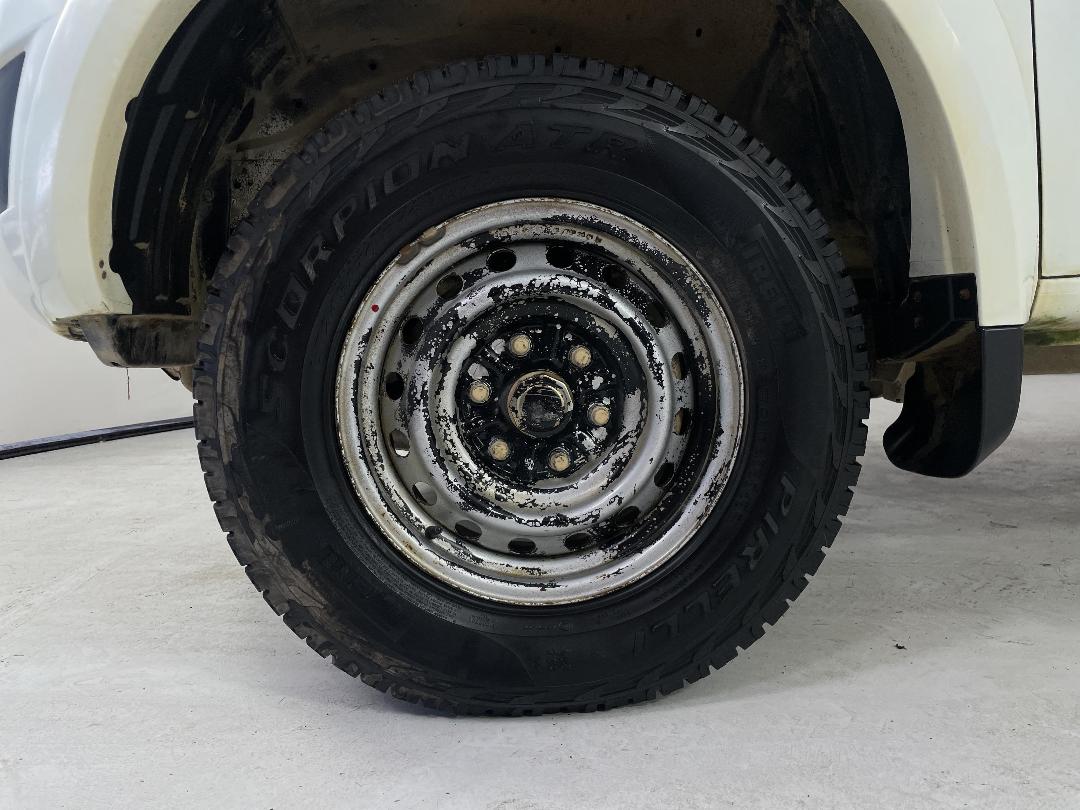 Photo '10' of Mitsubishi Triton