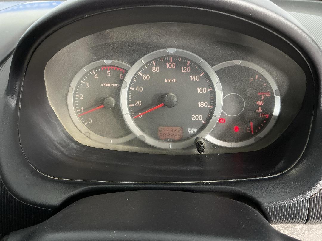 Photo '20' of Mitsubishi Triton