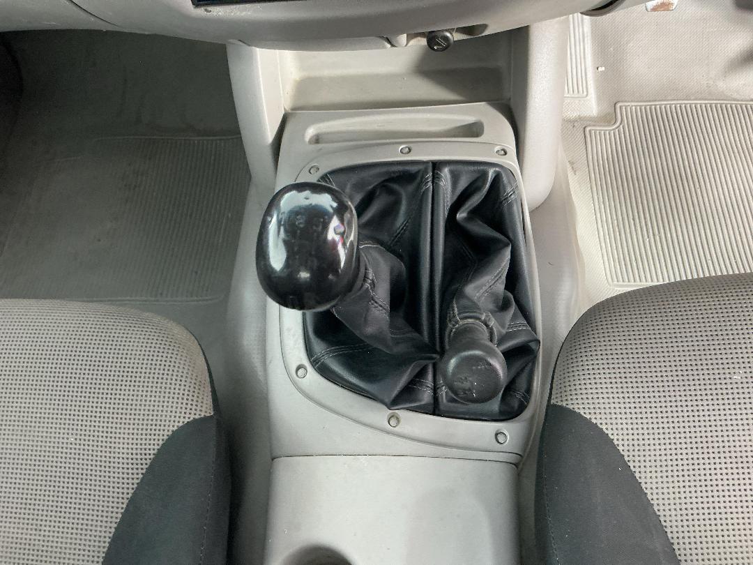 Photo '22' of Mitsubishi Triton