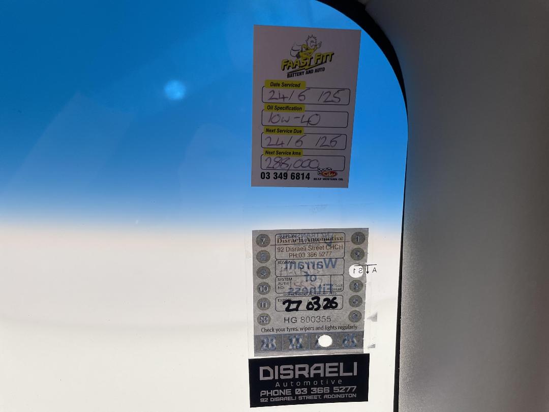 Photo '26' of Mitsubishi Triton