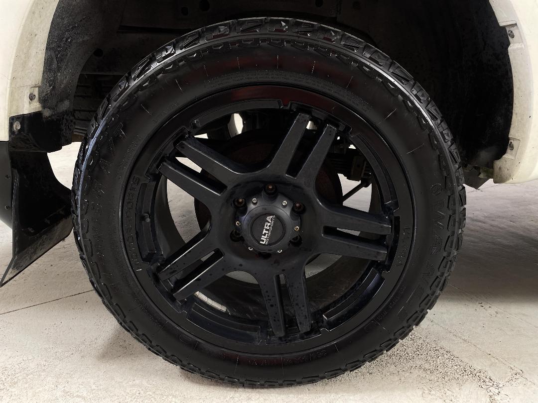 Photo '12' of Mitsubishi Triton