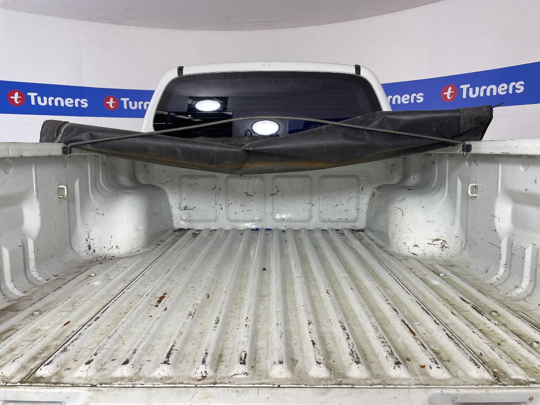 Photo '14' of Mitsubishi Triton