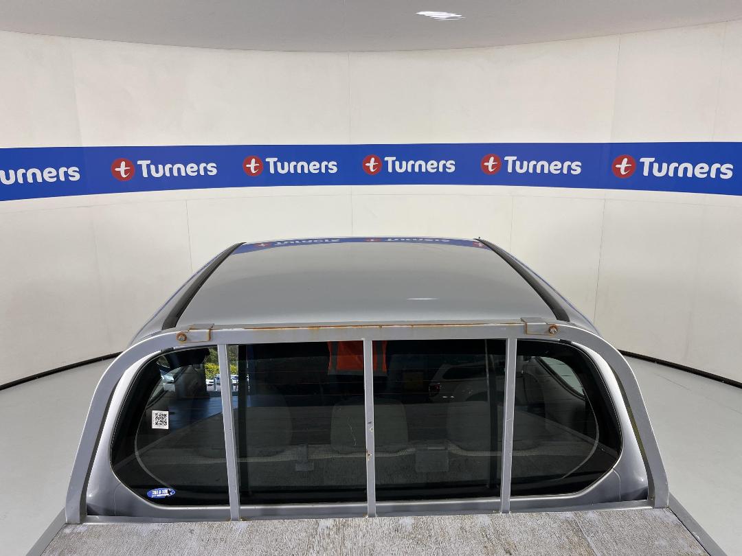 Photo '27' of Mitsubishi Triton