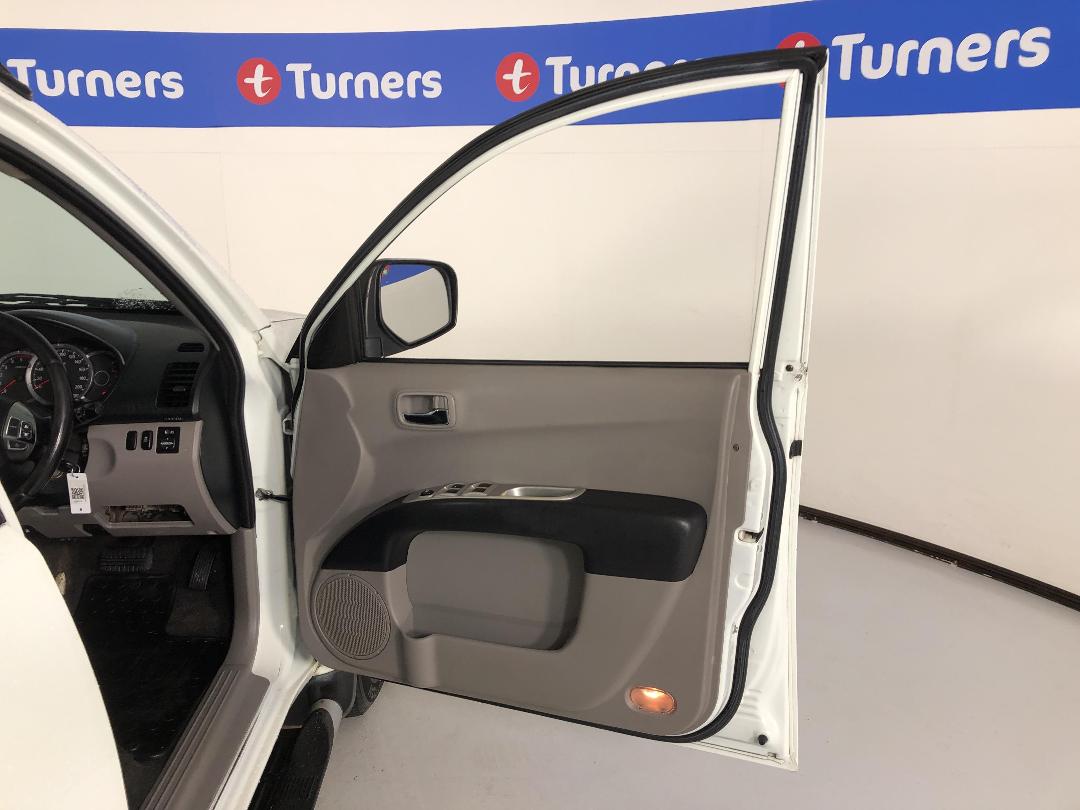 Photo '15' of Mitsubishi Triton