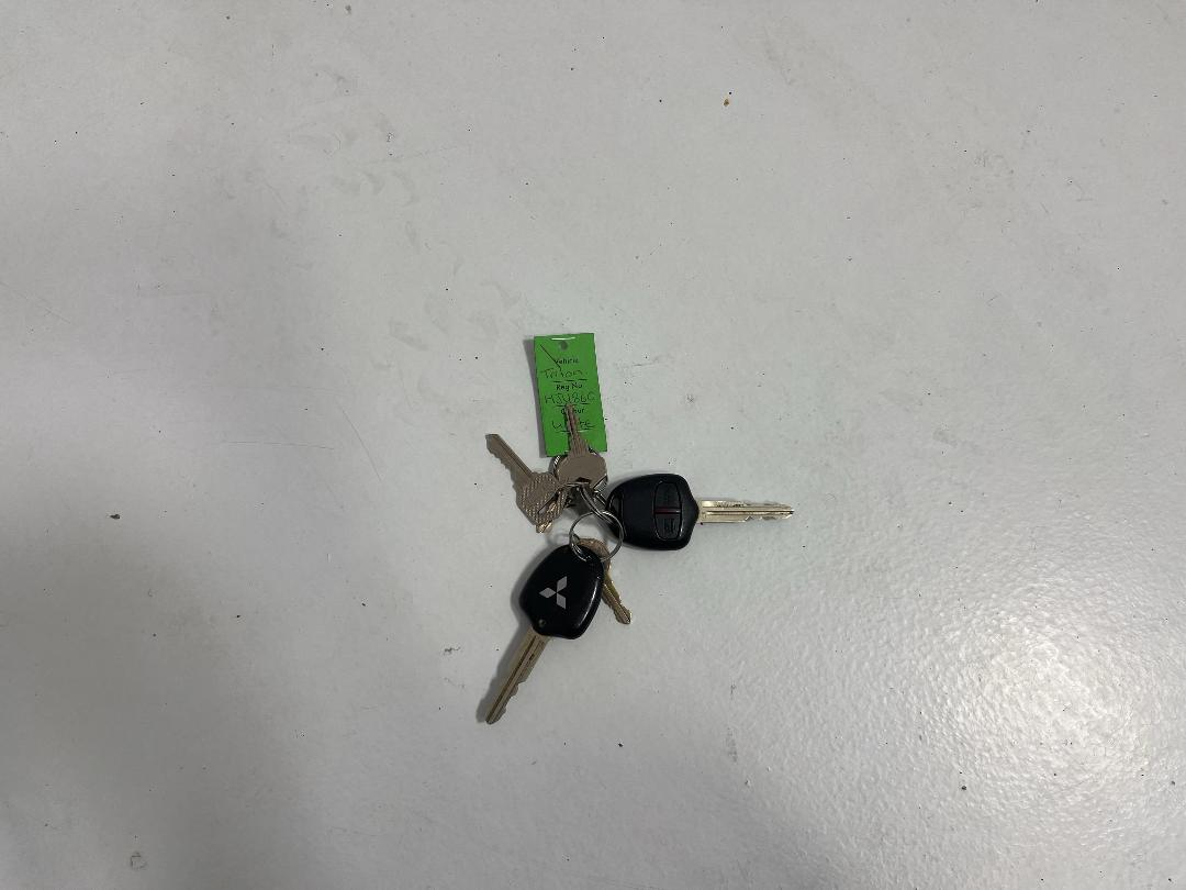 Photo '22' of Mitsubishi Triton