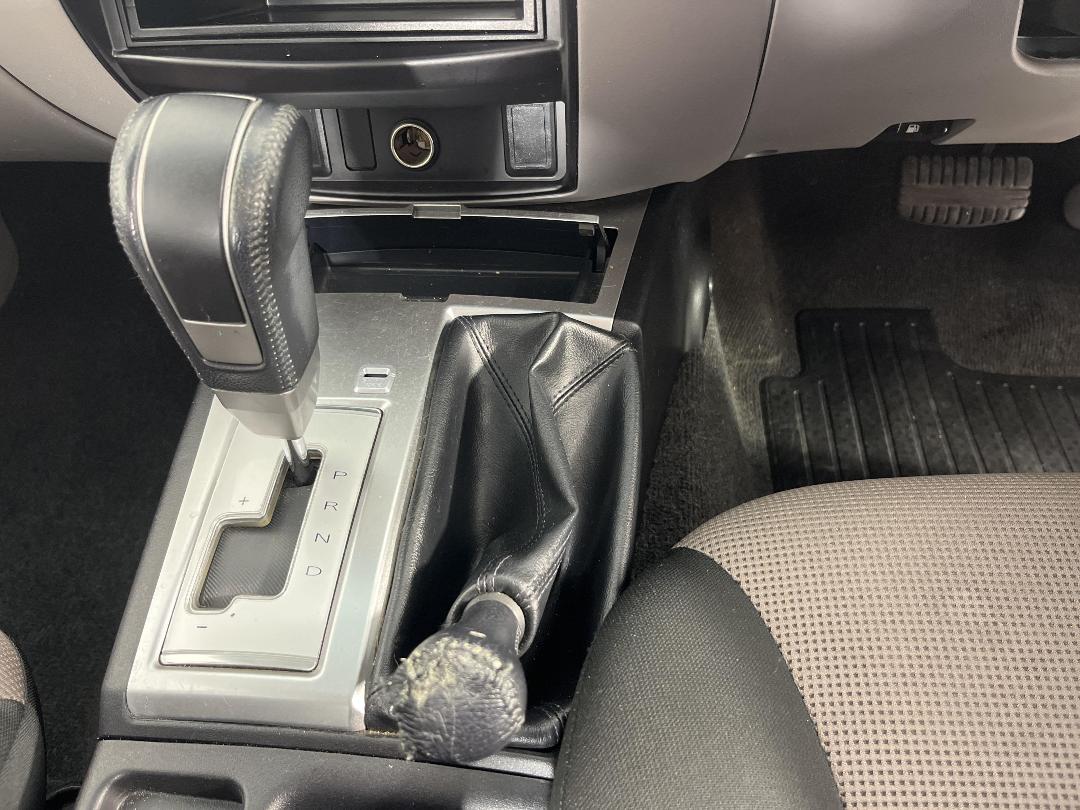 Photo '25' of Mitsubishi Triton