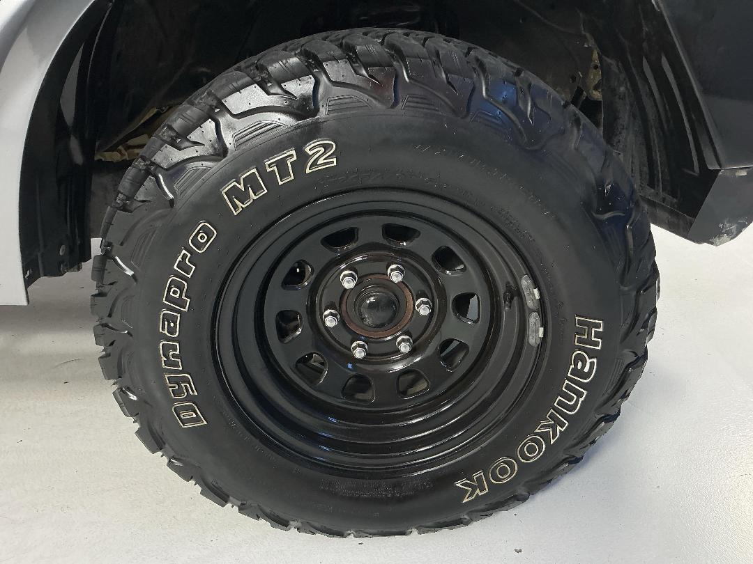 Photo '9' of Mitsubishi Triton