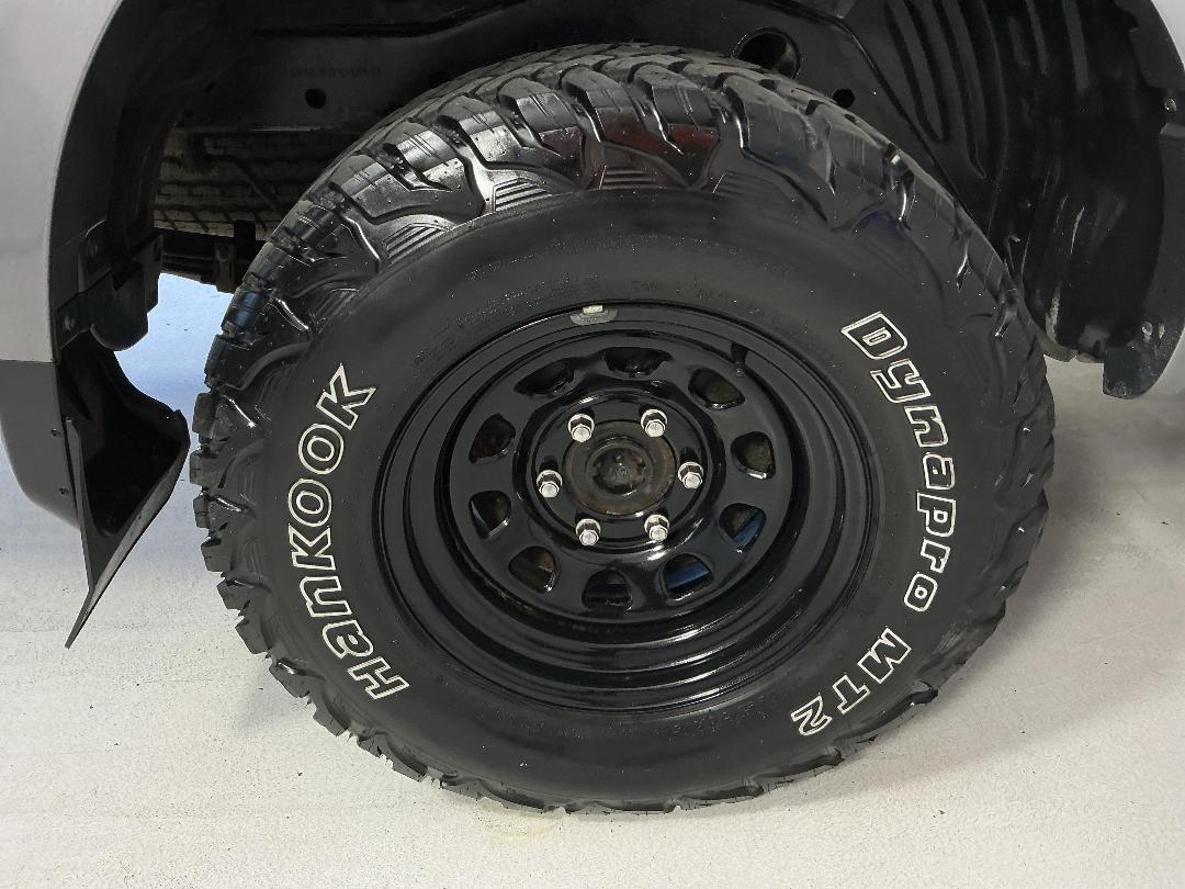 Photo '12' of Mitsubishi Triton