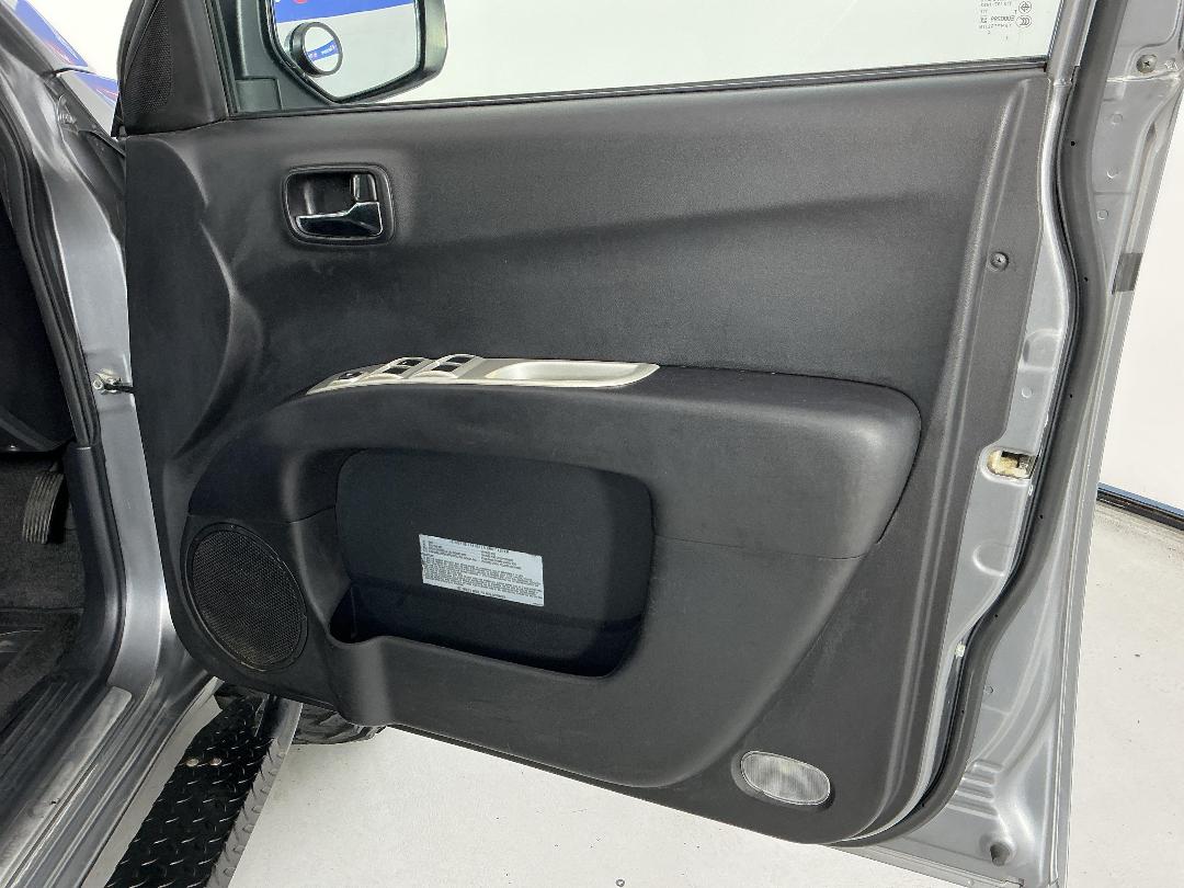 Photo '15' of Mitsubishi Triton