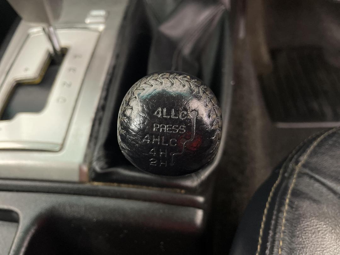 Photo '27' of Mitsubishi Triton