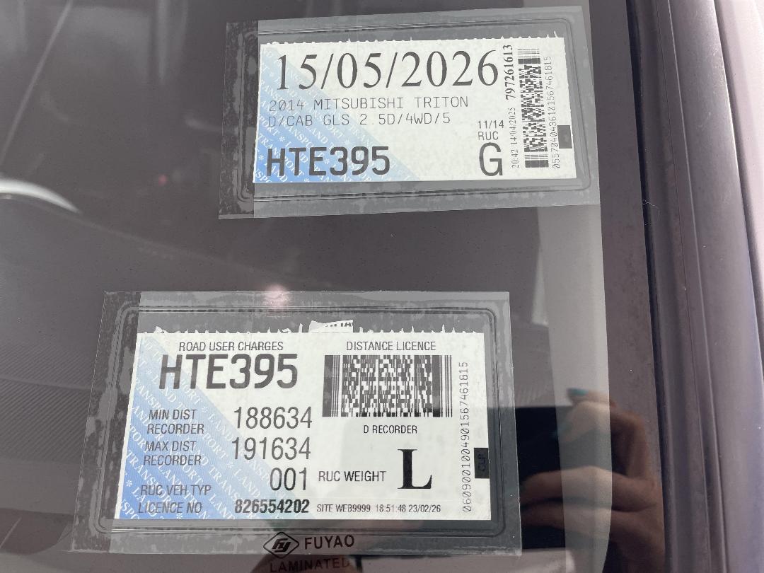 Photo '29' of Mitsubishi Triton