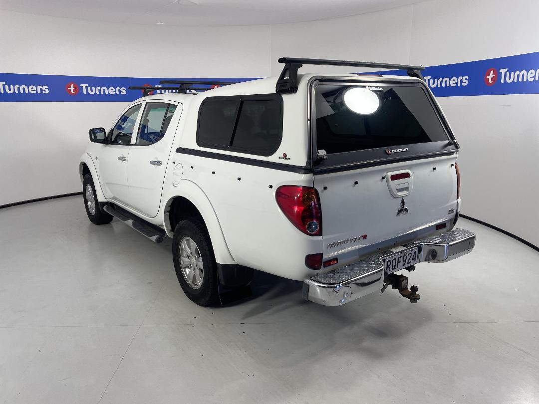 Photo '5' of Mitsubishi Triton