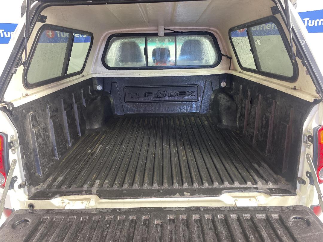 Photo '14' of Mitsubishi Triton