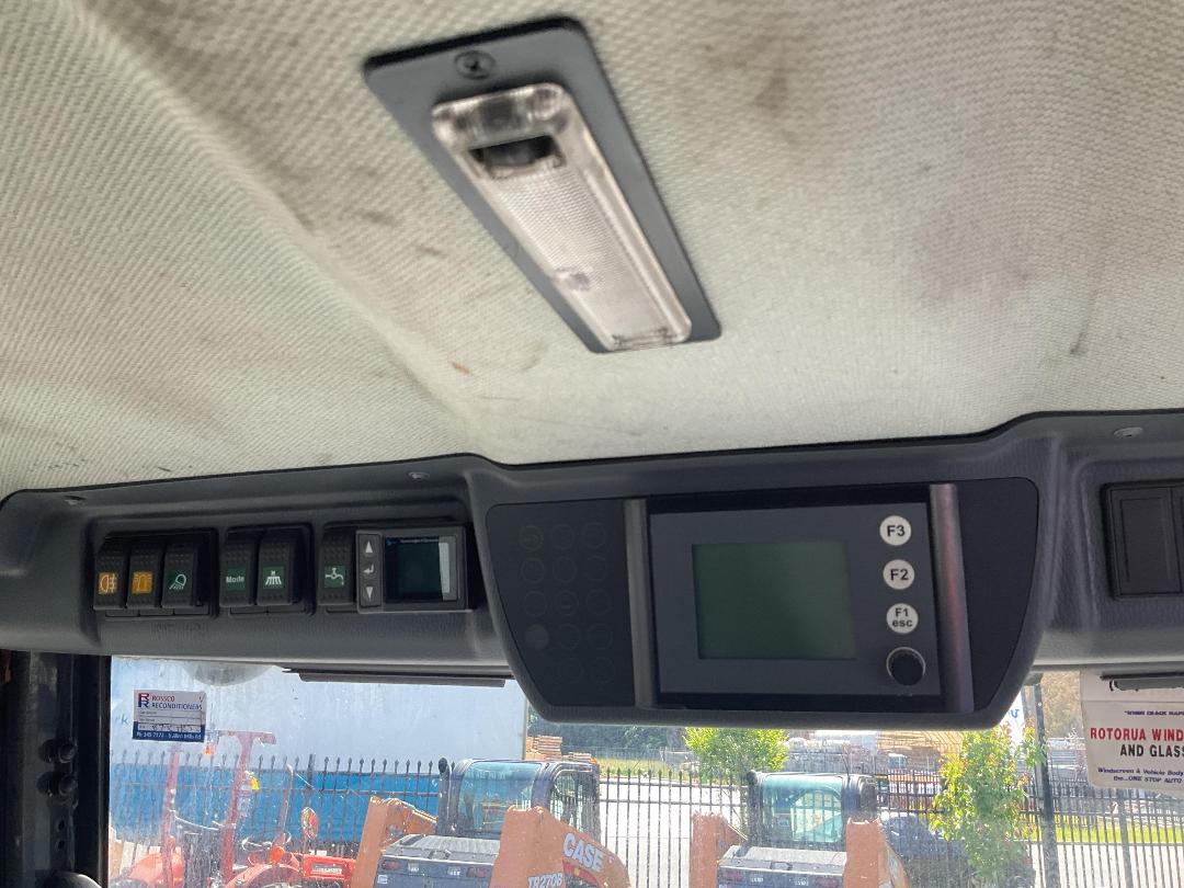 Photo '18' of Mobile Machine SCHMIDT SWINGO 200 Sweeper Photo '18' of Mobile Machine SCHMIDT SWINGO 200 Sweeper