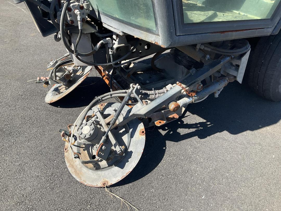 Photo '27' of Mobile Machine SCHMIDT SWINGO 200 Sweeper Photo '27' of Mobile Machine SCHMIDT SWINGO 200 Sweeper