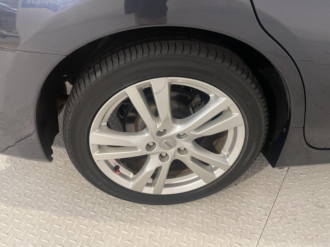 Photo '12' of Nissan Altima Photo '12' of Nissan Altima