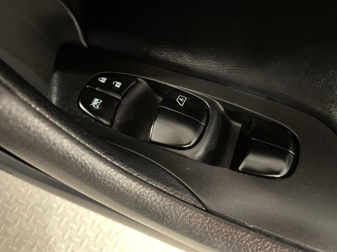 Photo '24' of Nissan Altima Photo '24' of Nissan Altima