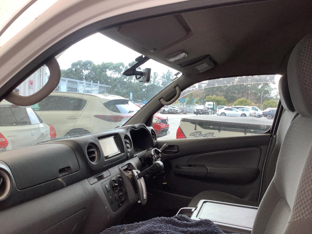 Photo '16' of Nissan Caravan NV350