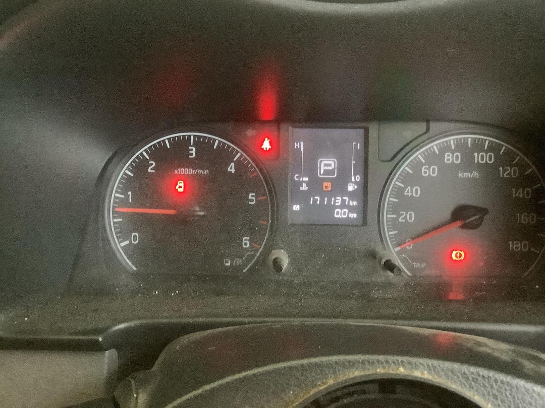 Photo '23' of Nissan Caravan NV350