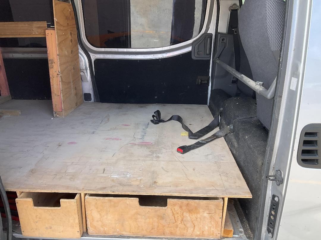 Photo '14' of Nissan Caravan NV350