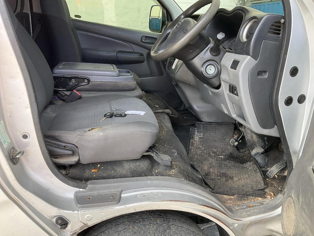 Photo '16' of Nissan Caravan NV350