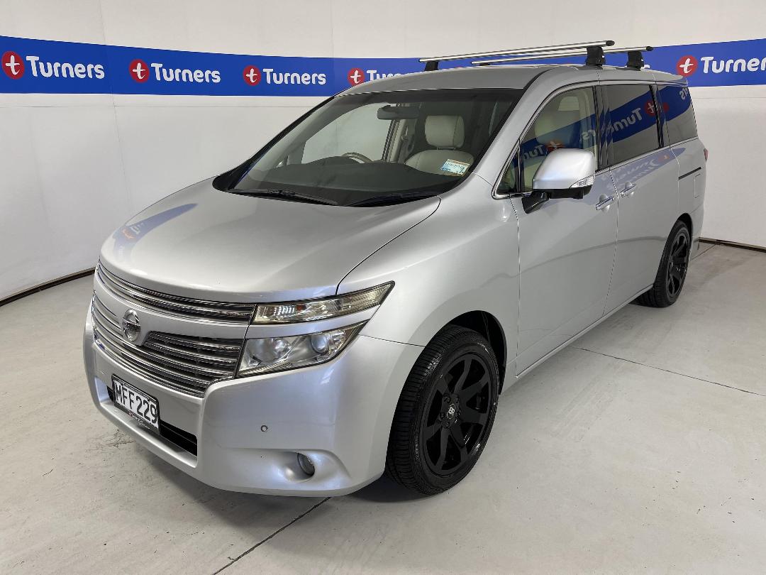 Photo '4' of Nissan Elgrand Photo '4' of Nissan Elgrand