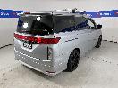 Thumbnail '7' of Nissan Elgrand