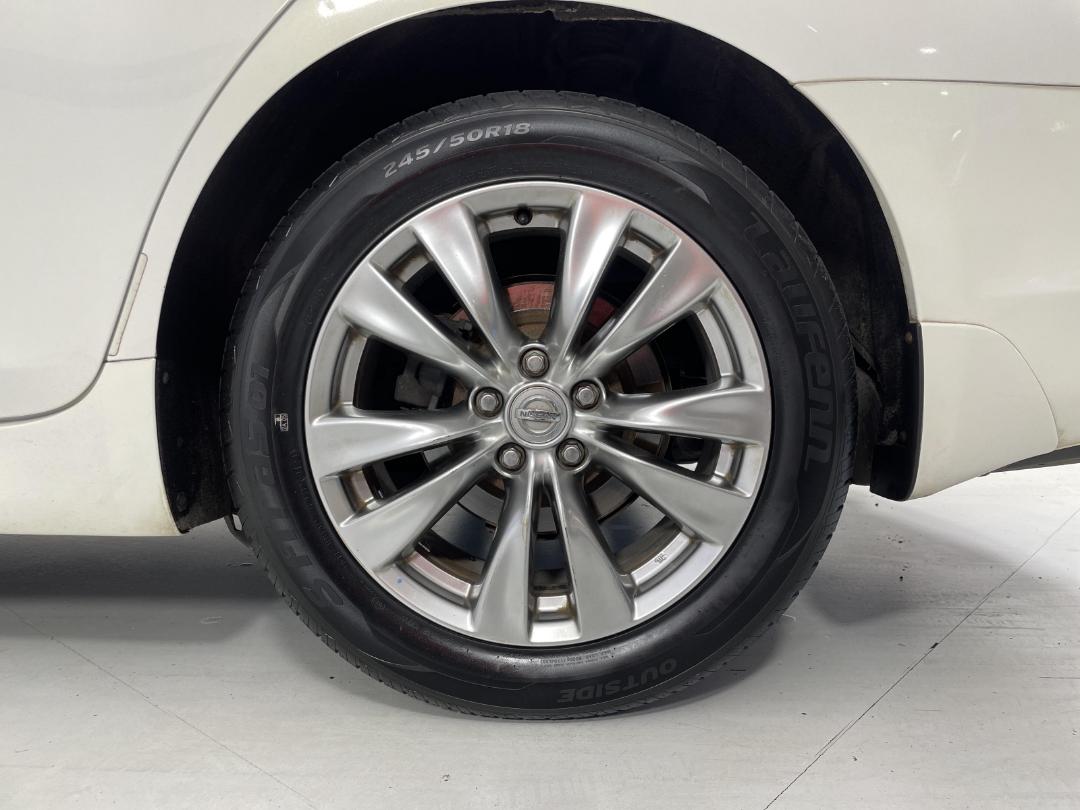 Photo '11' of Nissan Fuga Photo '11' of Nissan Fuga