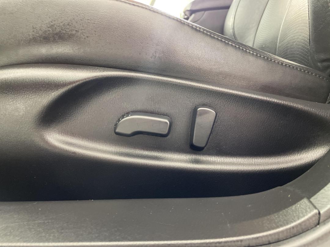 Photo '28' of Nissan Fuga Photo '28' of Nissan Fuga