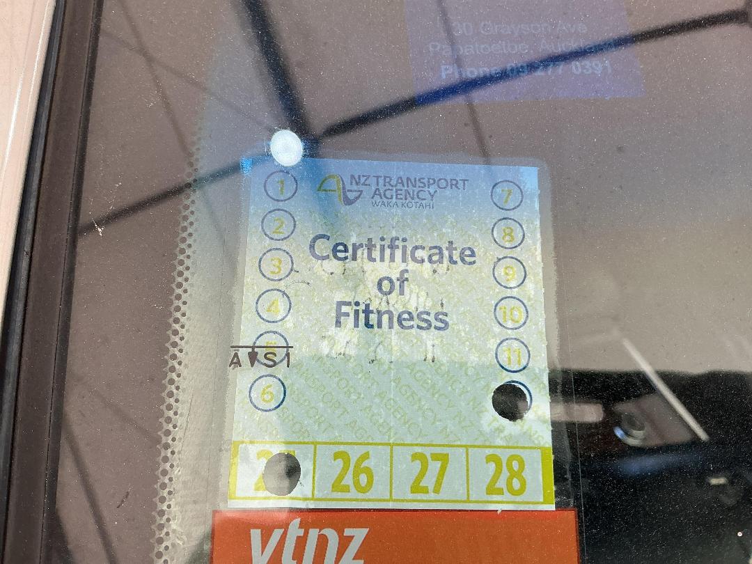 Photo '21' of Nissan Fuga