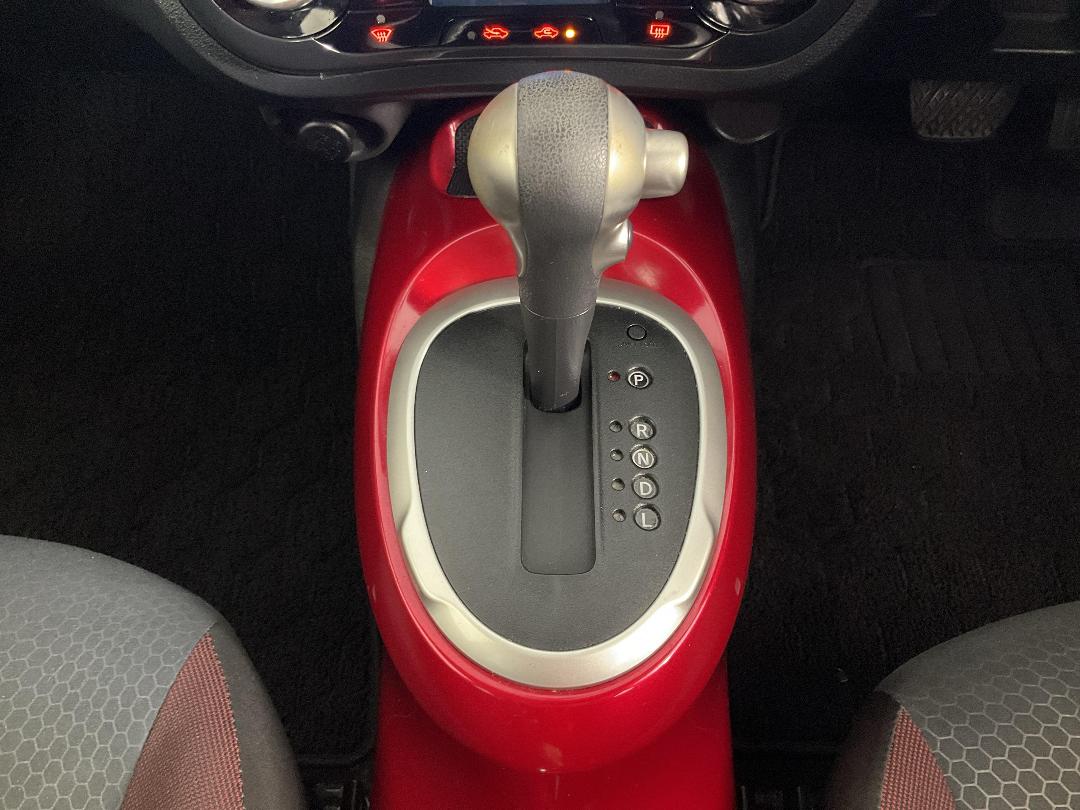 Photo '18' of Nissan Juke