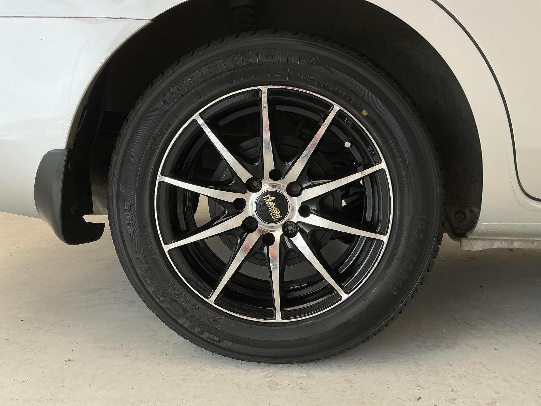 Photo '12' of Nissan Latio