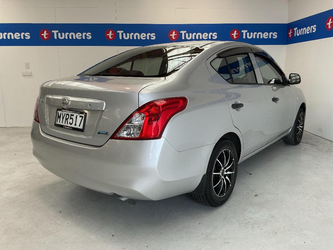 Photo '7' of Nissan Latio