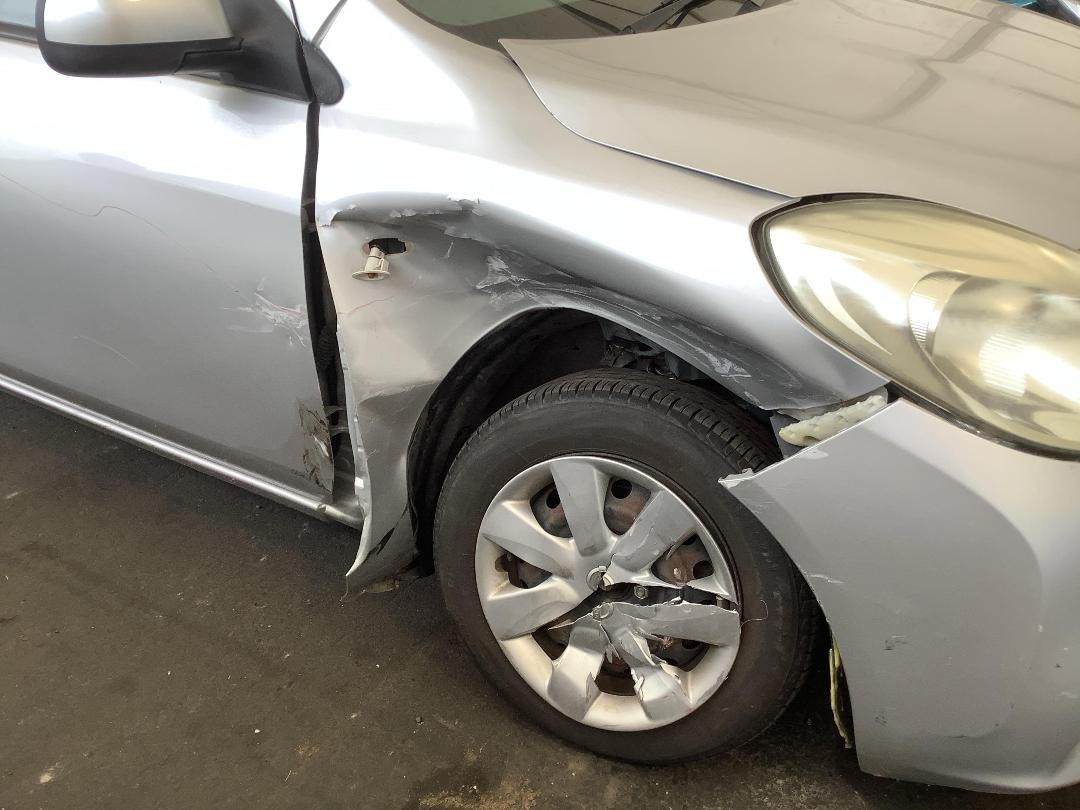 Photo '3' of Nissan Latio