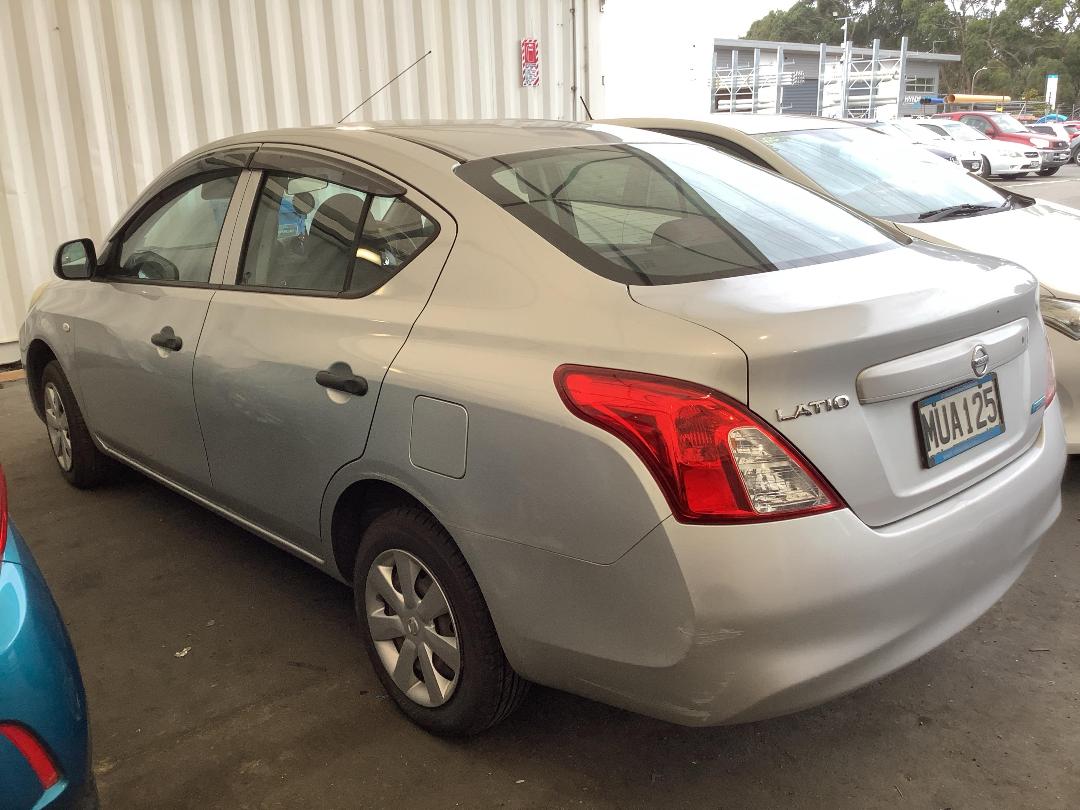 Photo '6' of Nissan Latio