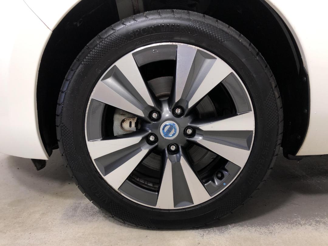 Photo '9' of Nissan Leaf Photo '9' of Nissan Leaf